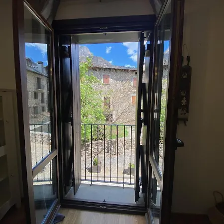 Lh Apartamento El Refugio De Apartman Benasque
